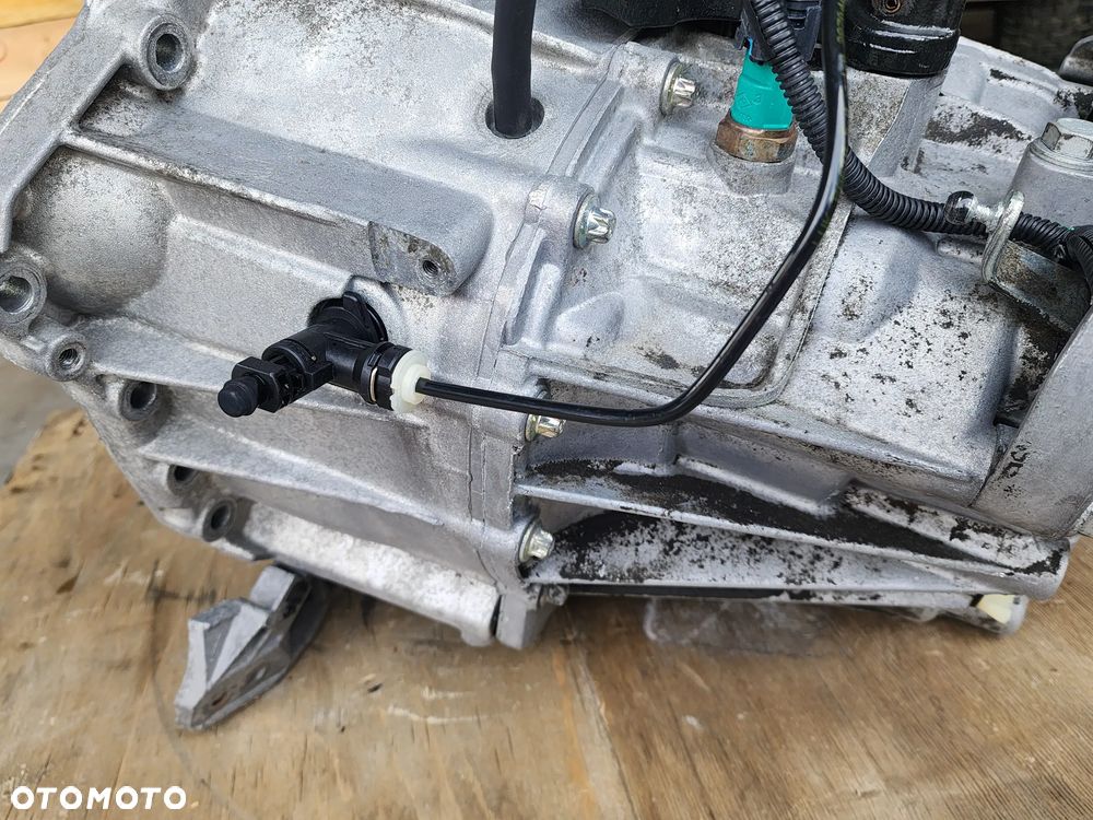 Renault TRAFIC 3 III 1,6 dci BITURBO skrzynia biegów  320109931R - 7