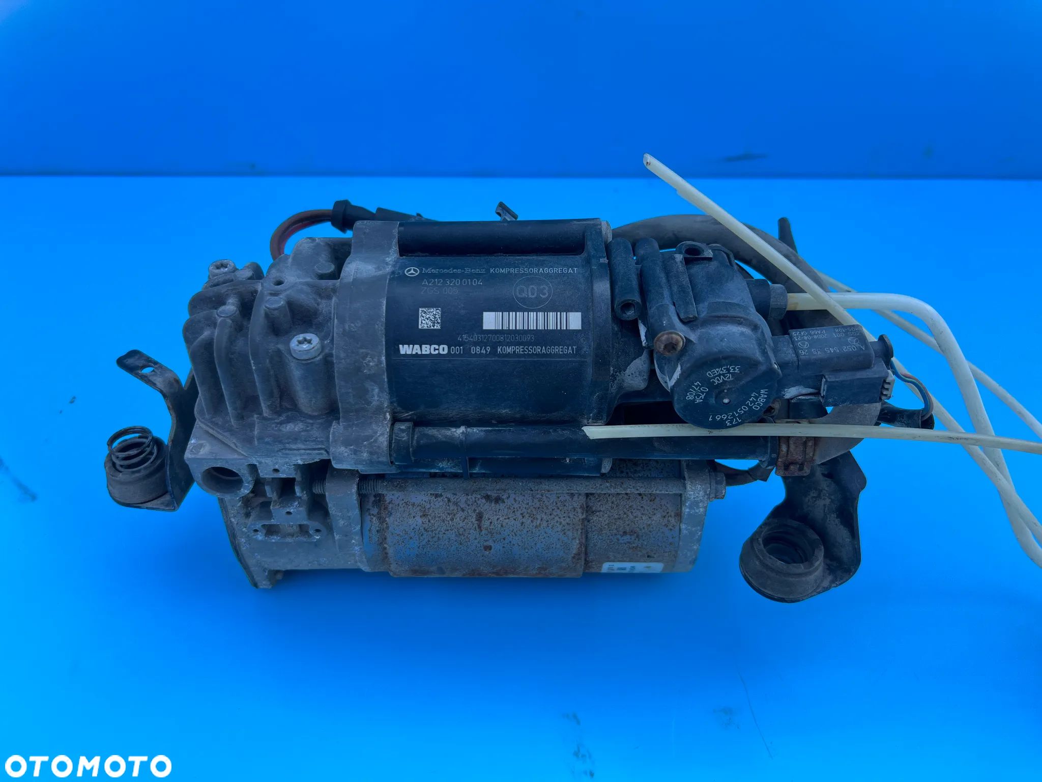 KOMPRESOR SPRĘŻARKA ZAWIESZENIA  MERCEDES W212 2123200104 - 1