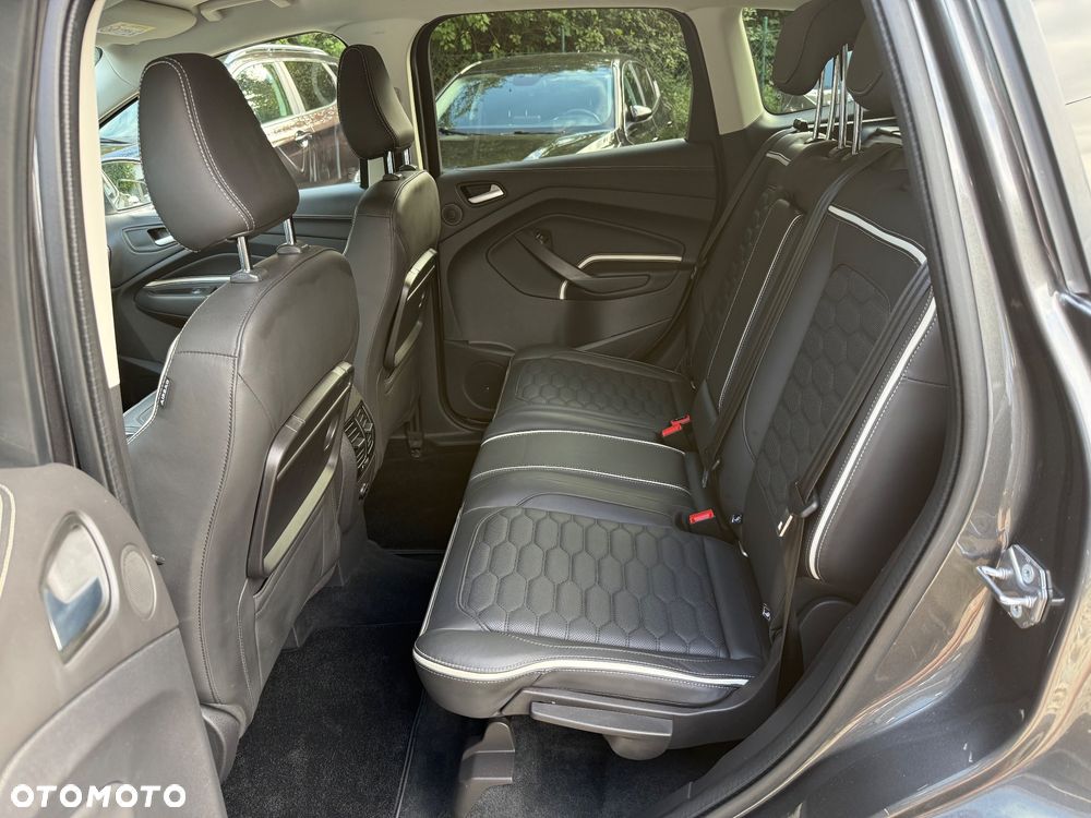 Ford Kuga 1.5 EcoBoost 2x4 Vignale - 11