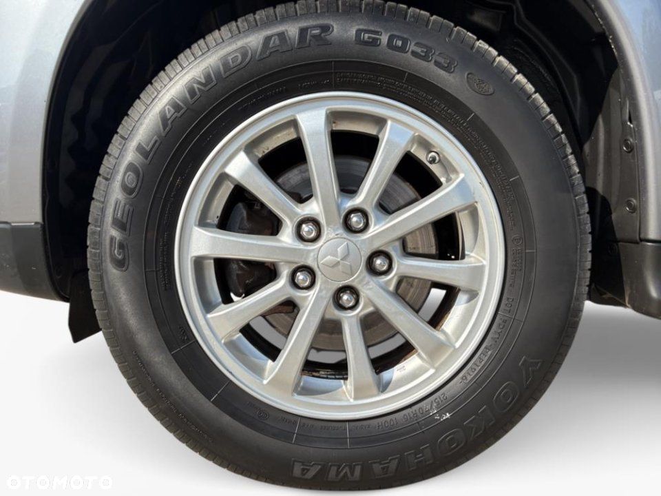 Mitsubishi ASX - 9