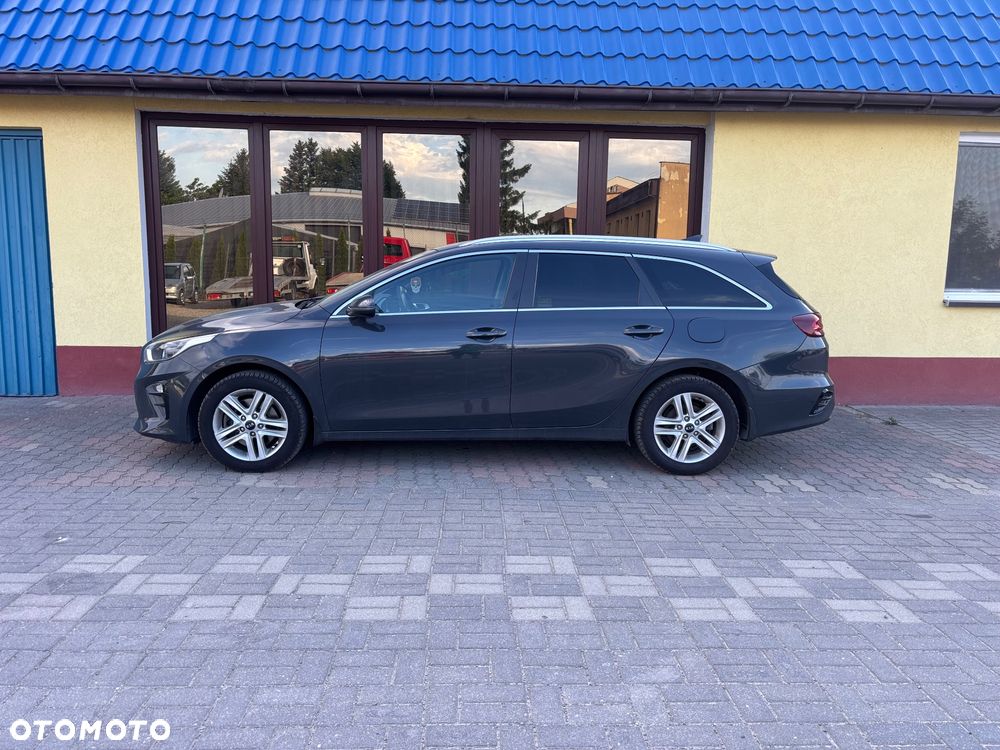 Kia Ceed - 6