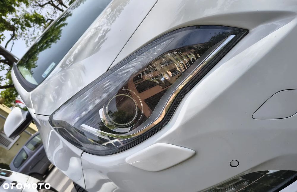 Opel Astra 2.0 CDTI DPF Sport - 23