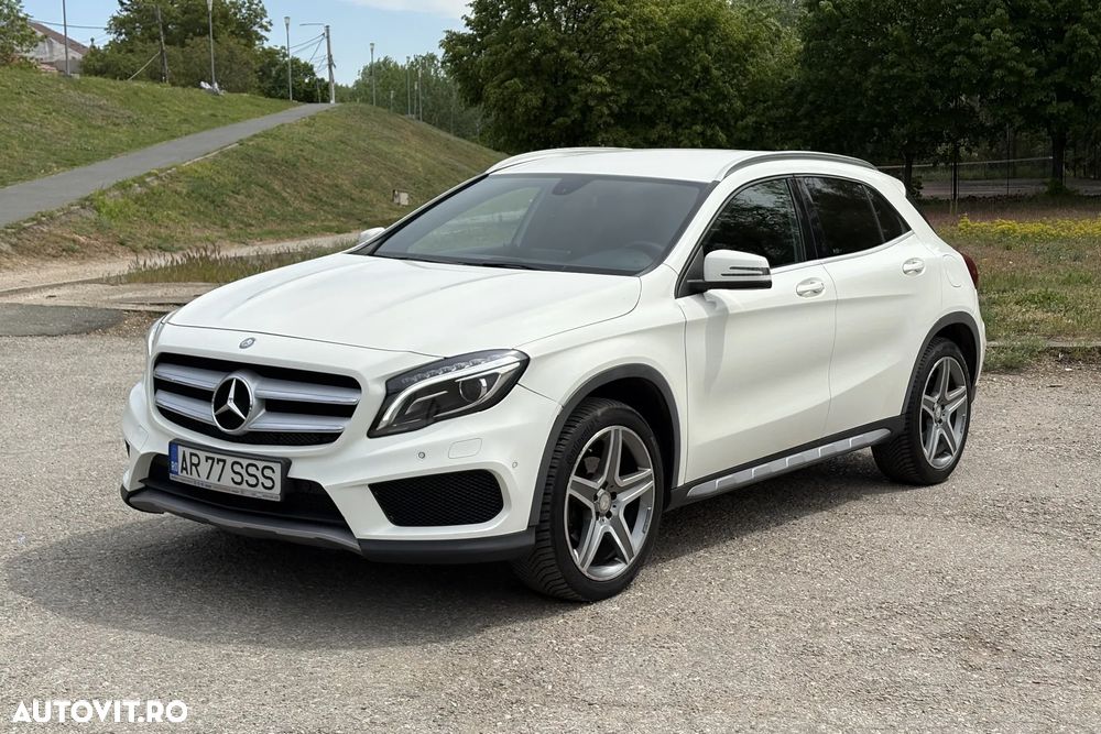 Mercedes-Benz GLA 200 7G-DCT AMG Line - 1