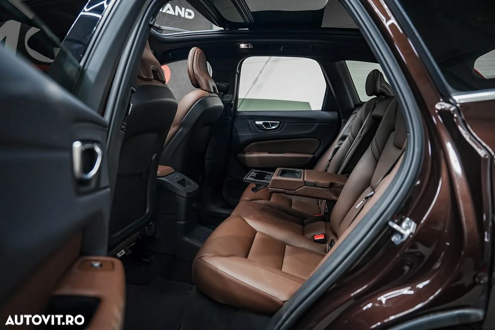 Volvo XC 60 Recharge T8 Twin Engine eAWD Inscription - 4