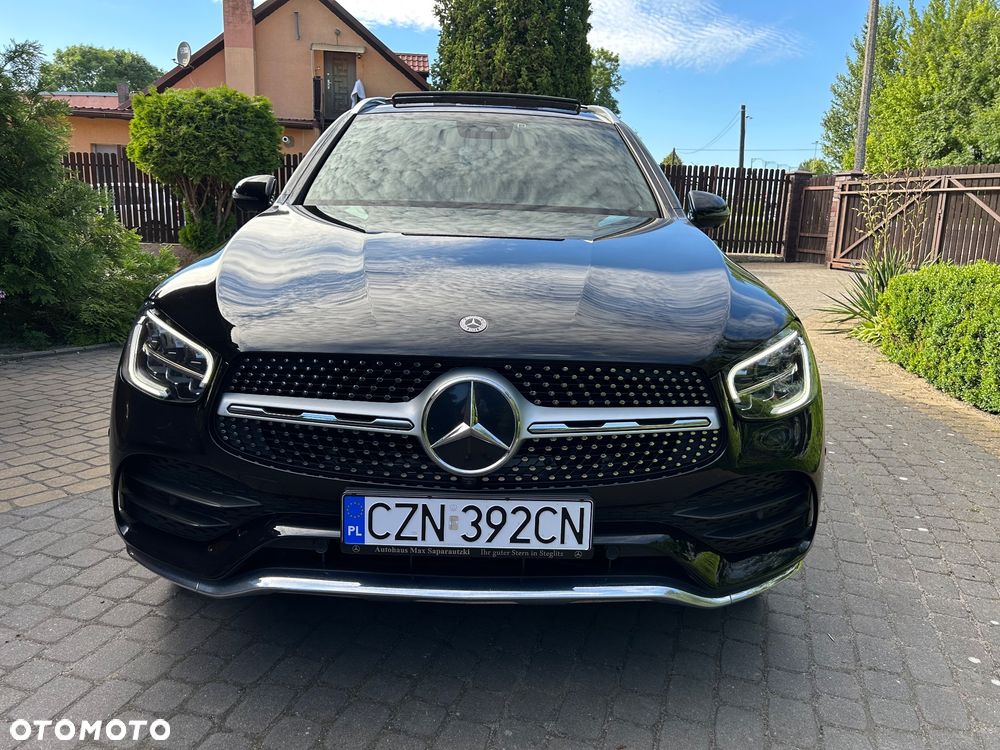 Mercedes-Benz GLC 300 de 4Matic 9G-TRONIC AMG Line Plus - 37