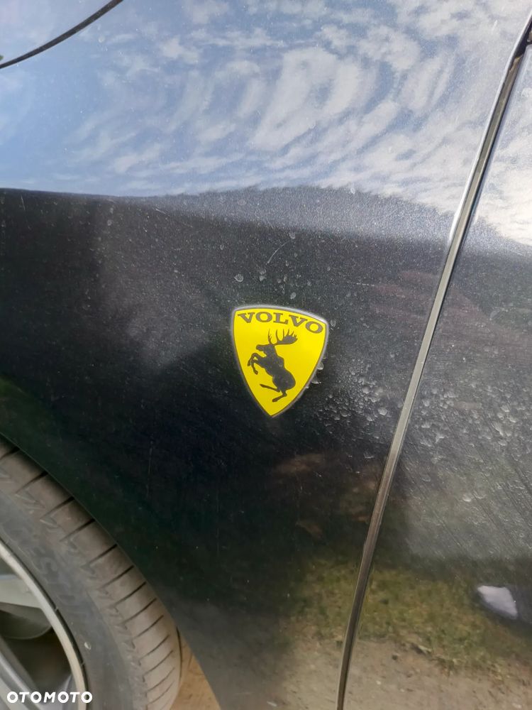 Volvo S60 D3 R-Design - 12