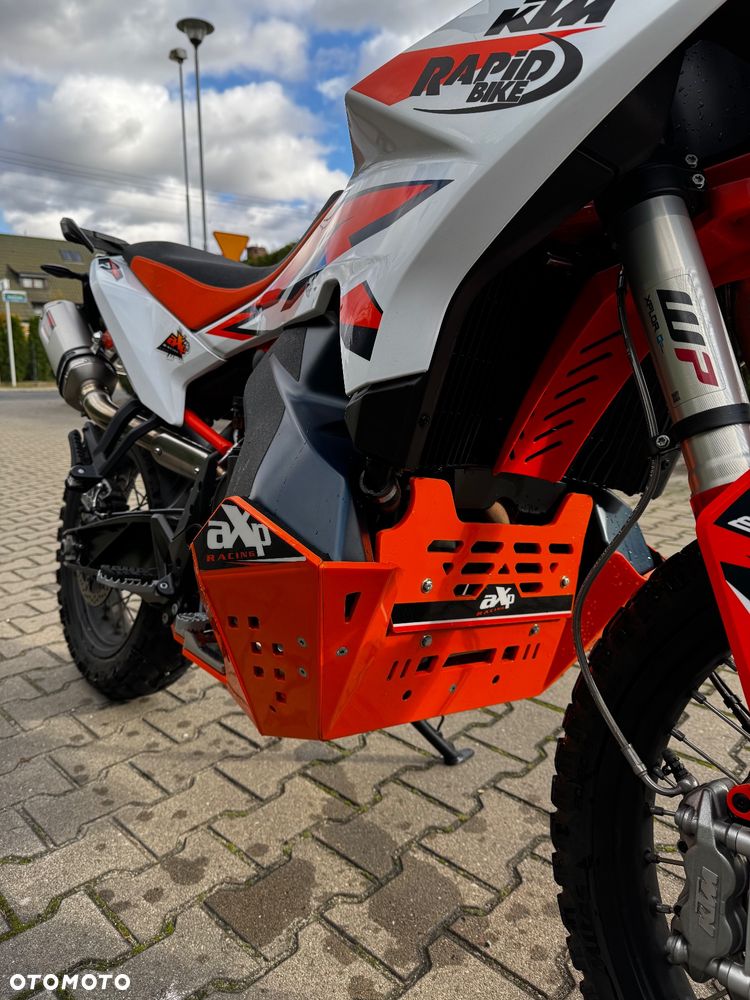 KTM Adventure - 13