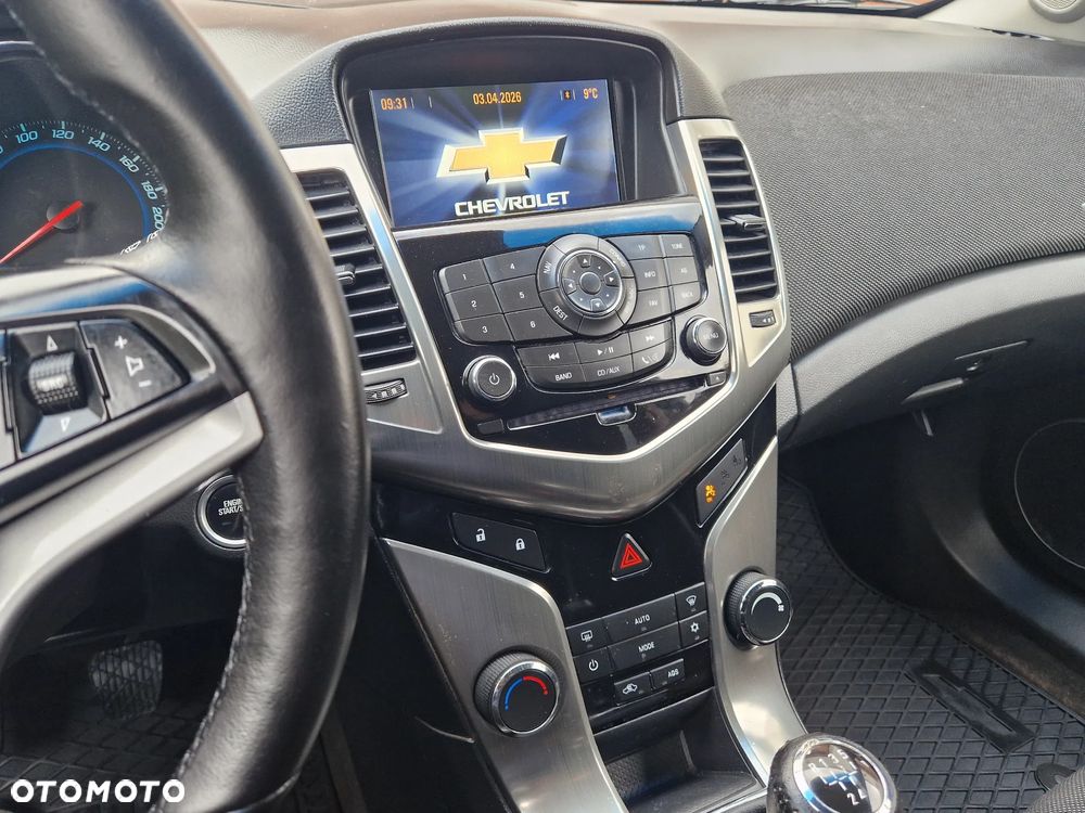 Chevrolet Cruze - 27