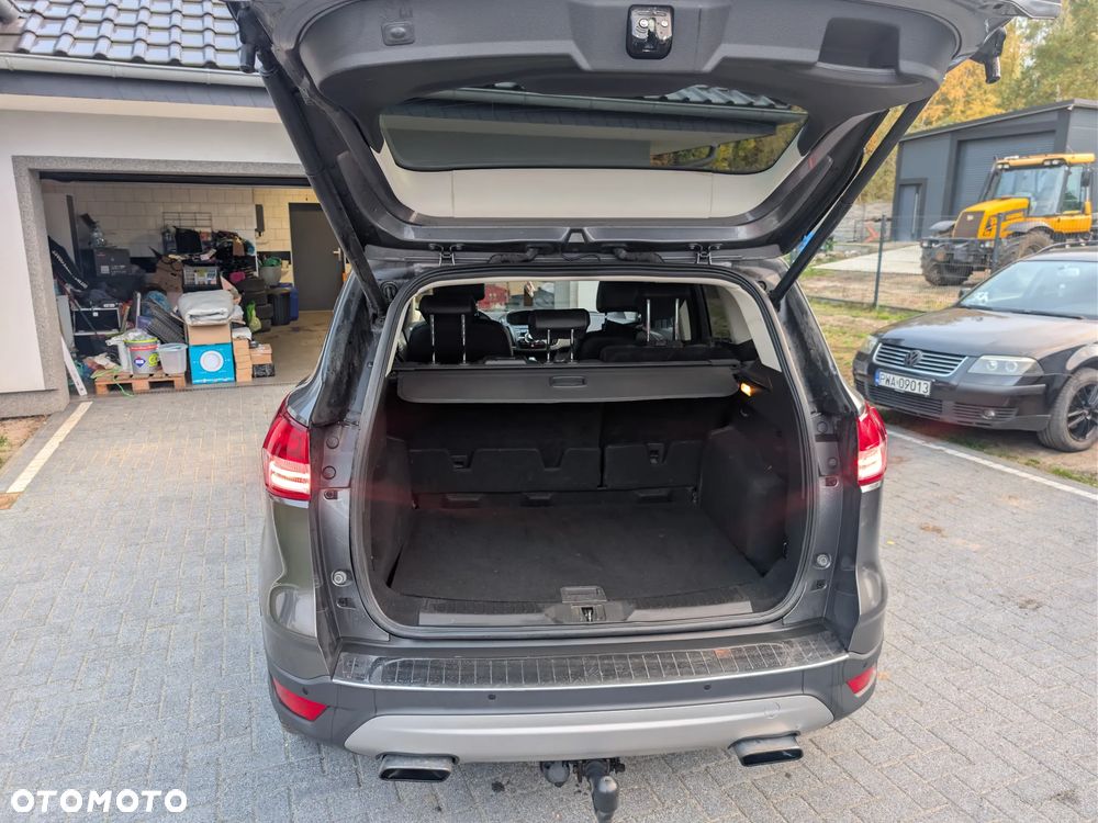 Ford Kuga - 6