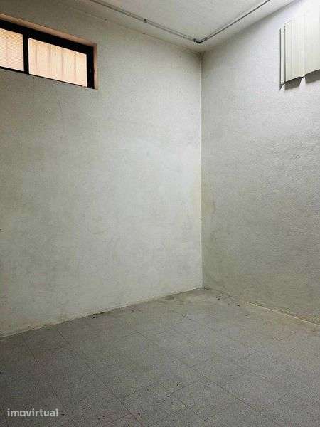 Box  3m e 8m para arrendar - Grande imagem: 4/4