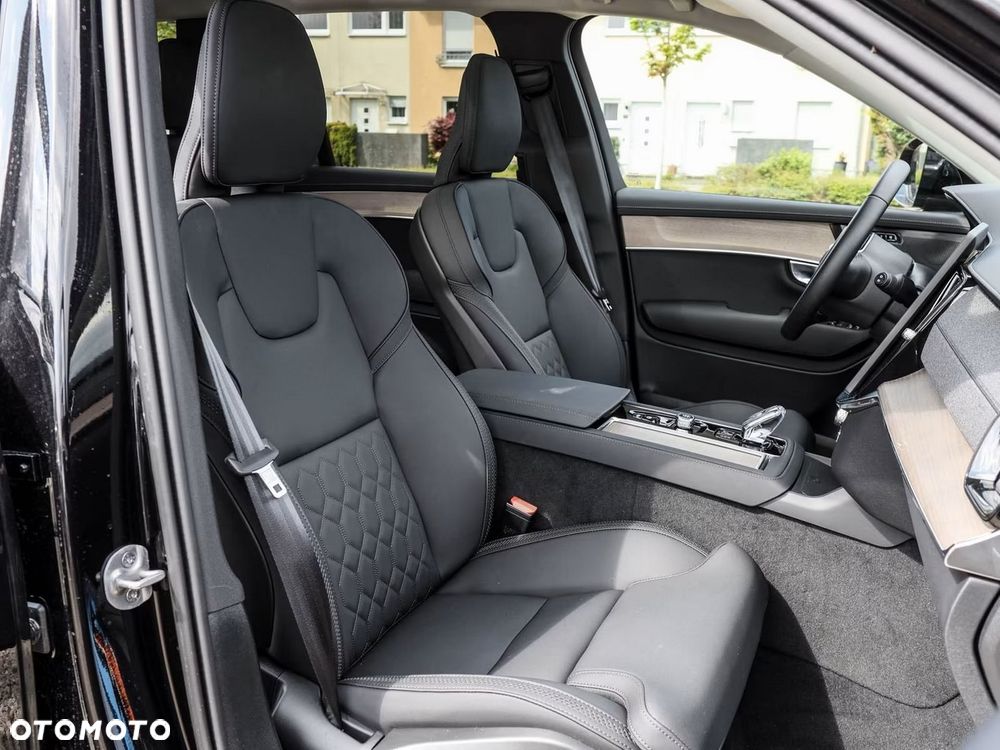 Volvo XC 90 T8 AWD Plus Dark - 6
