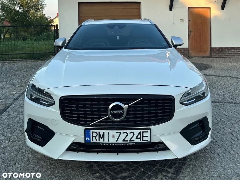 Volvo V90 D3 R-Design - 10