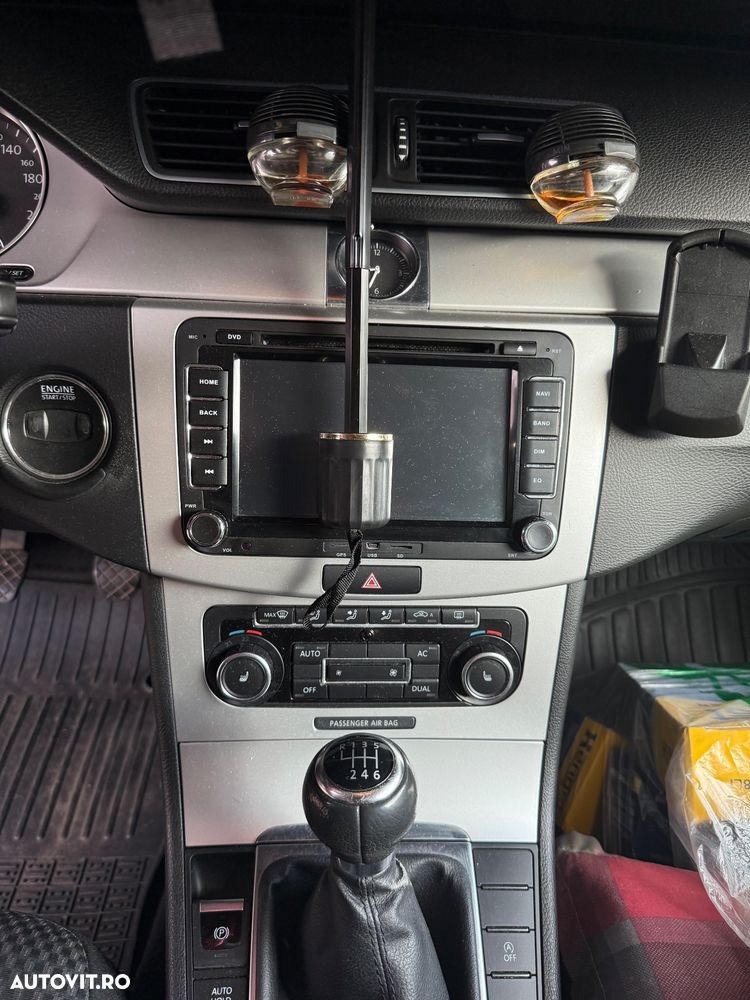 Volkswagen Passat - 7