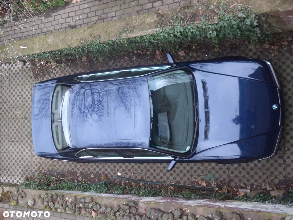 BMW Seria 7 728i L - 21