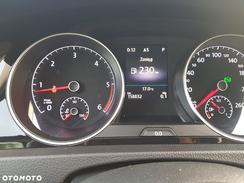 Volkswagen Golf - 16