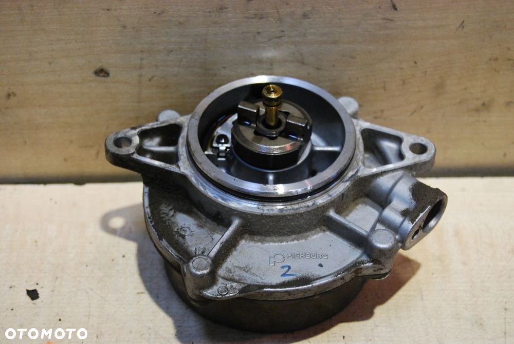 POMPA VACUM 057145100L AUDI A6 C6 3.0 TDI A4 A8 - 7