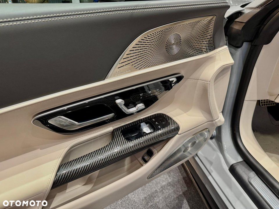 Mercedes-Benz AMG GT - 7