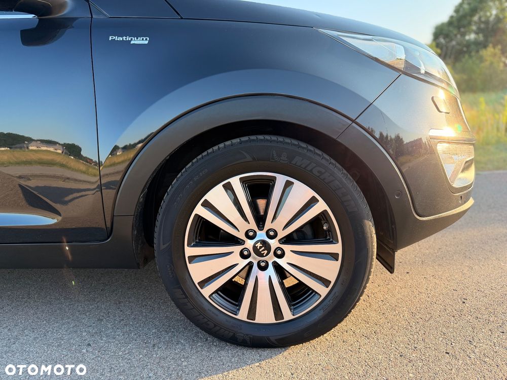 Kia Sportage 2,0 CRDI AWD Platinum - 33