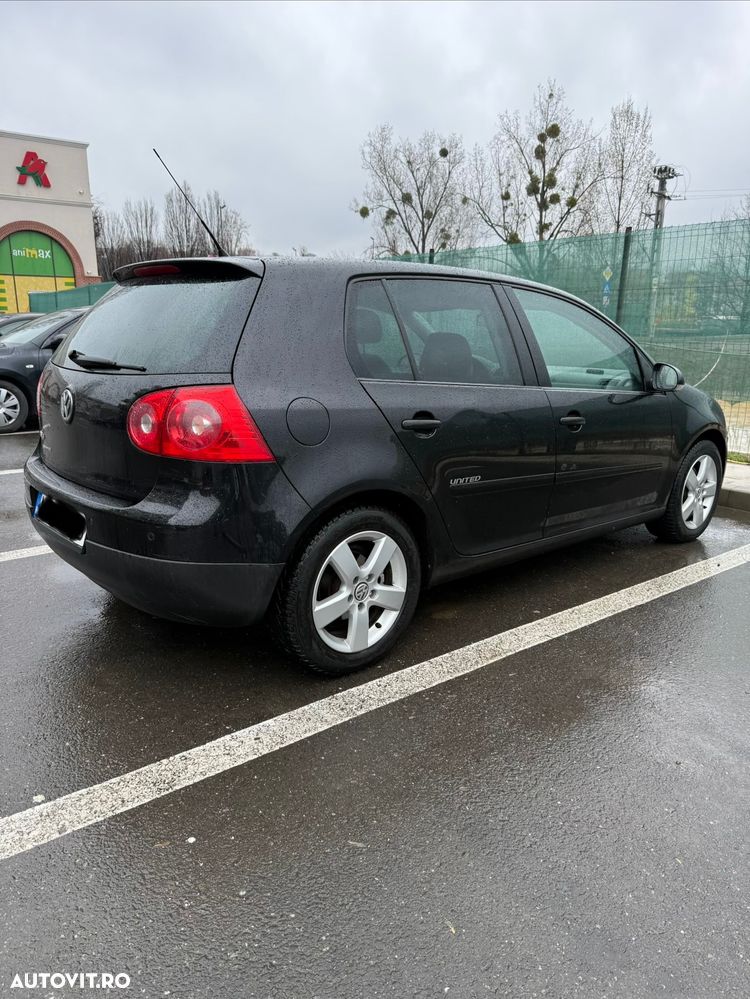 Volkswagen Golf - 4