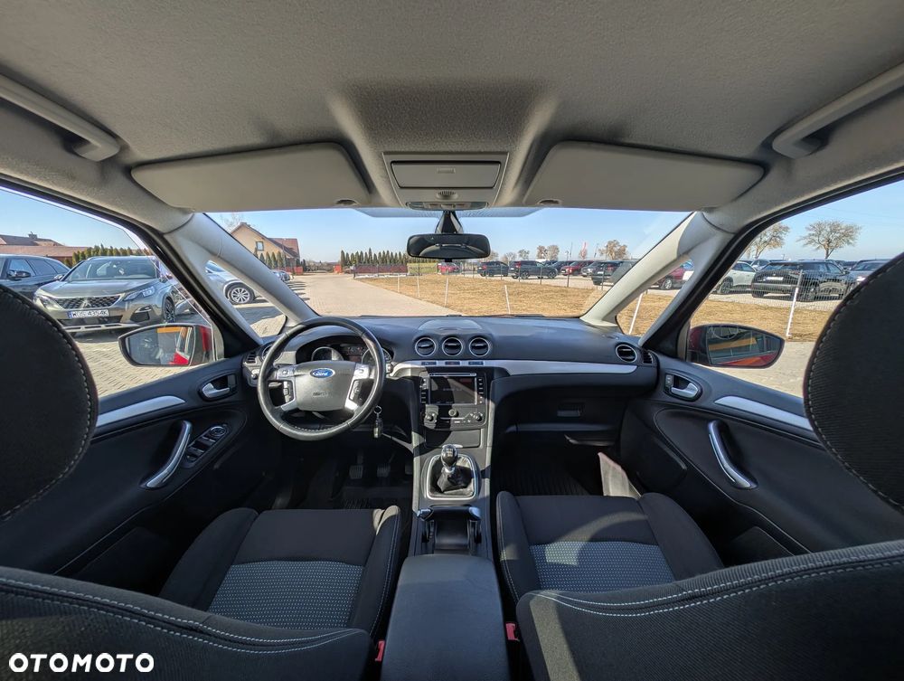 Ford S-Max 2.0 TDCi DPF Titanium - 22