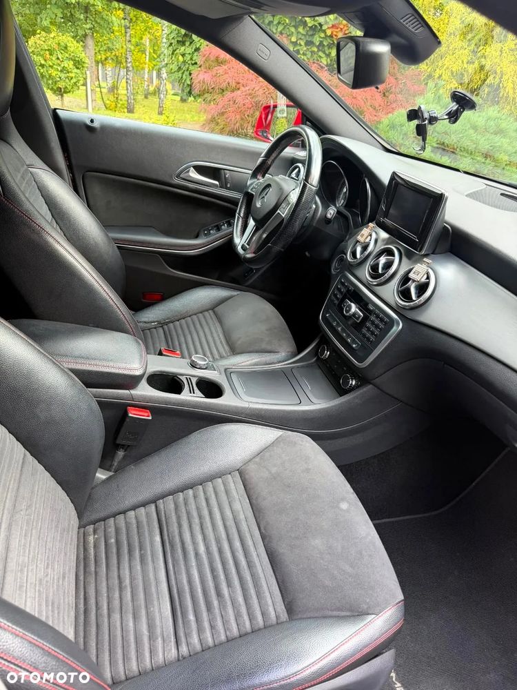 Mercedes-Benz CLA - 15