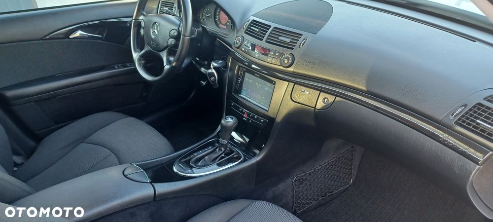 Mercedes-Benz Klasa E - 20