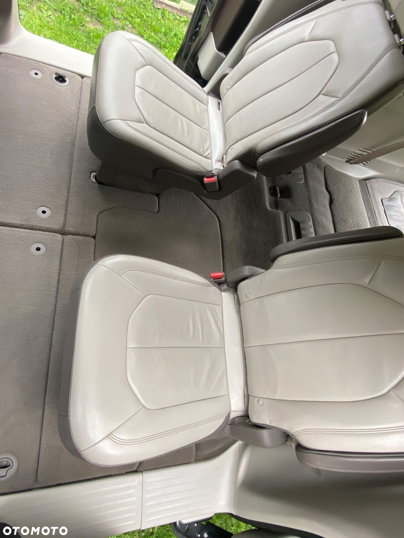 Chrysler Pacifica - 21