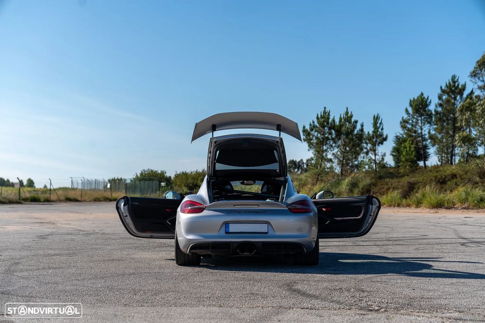 Porsche Cayman GT4 - 28