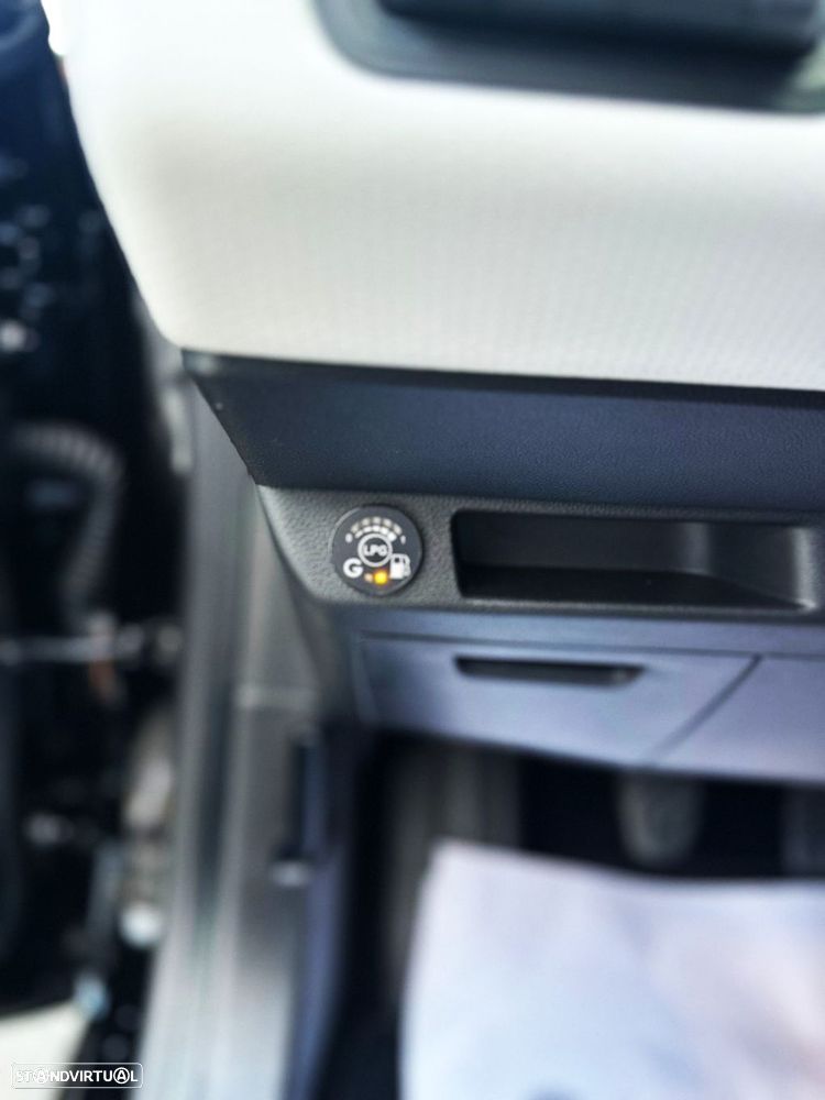 Renault Clio 1.0 TCe Evolution Bi-Fuel - 17