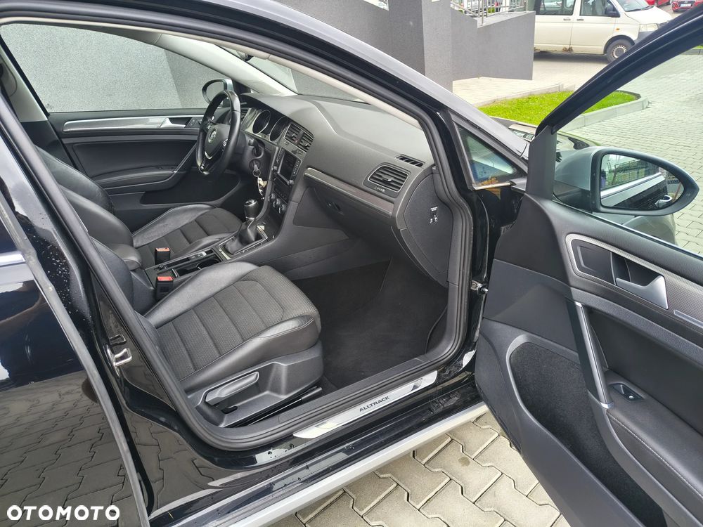 Volkswagen Golf 2.0 TDI 4Motion BlueMotion Technology Allstar - 18