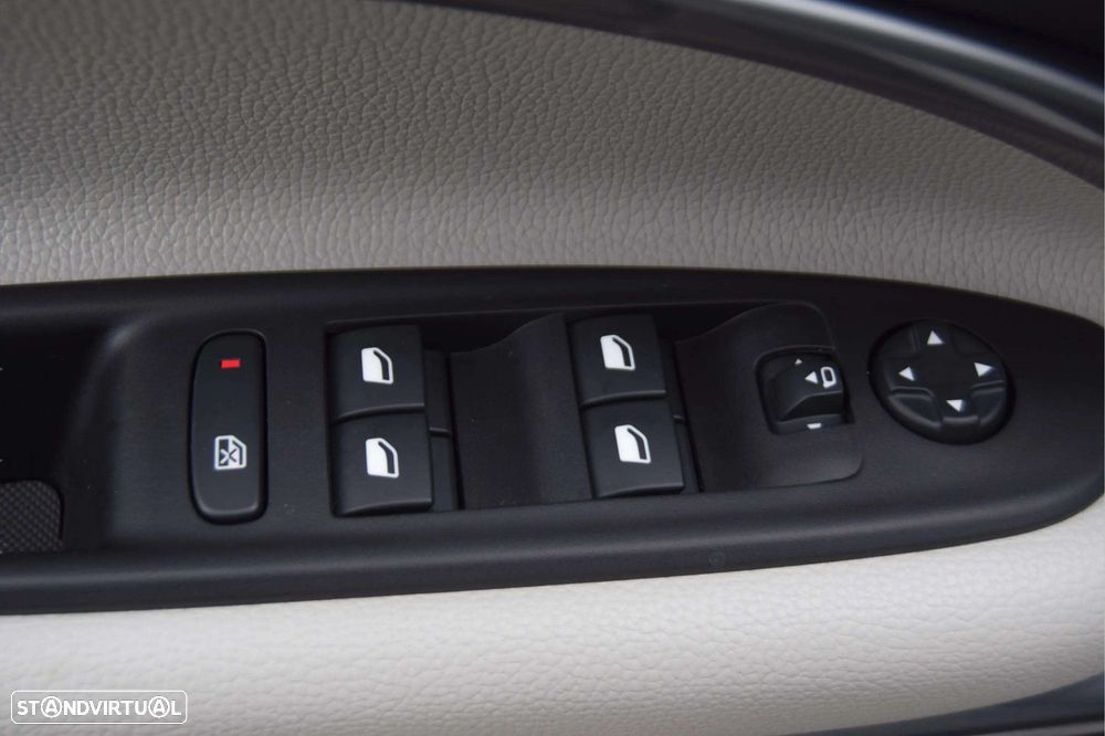 Fiat 600 1.2 Hybrid La Prima - 14