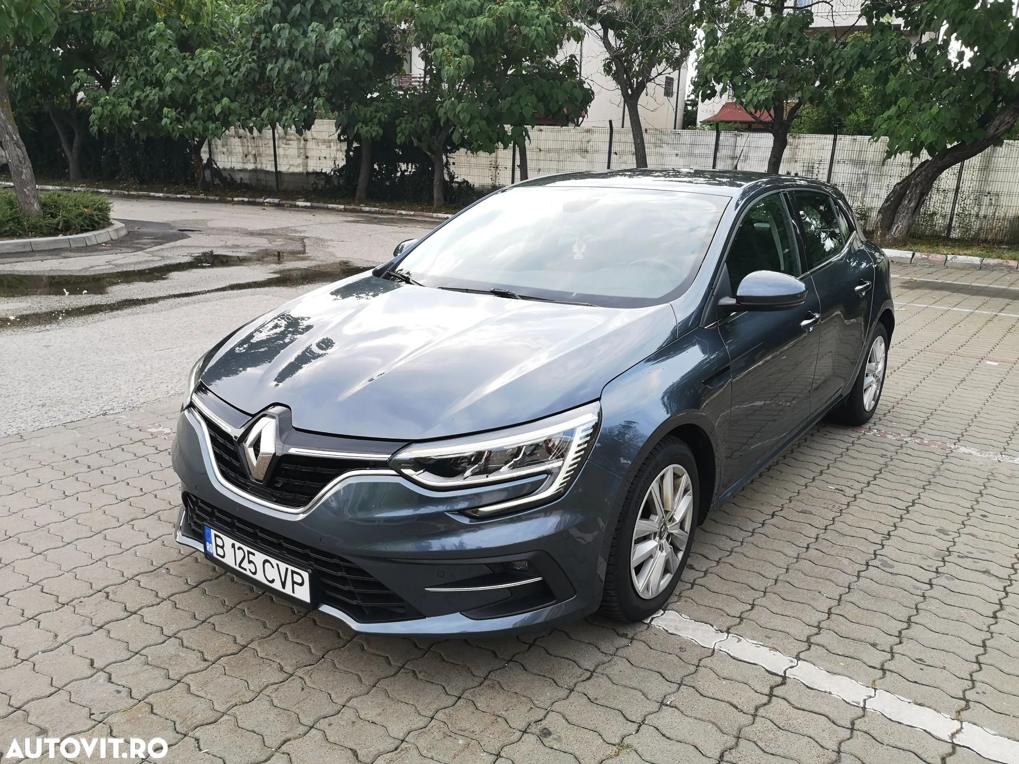 Renault Megane BLUE dCi 115 EDC BUSINESS EDITION - 1