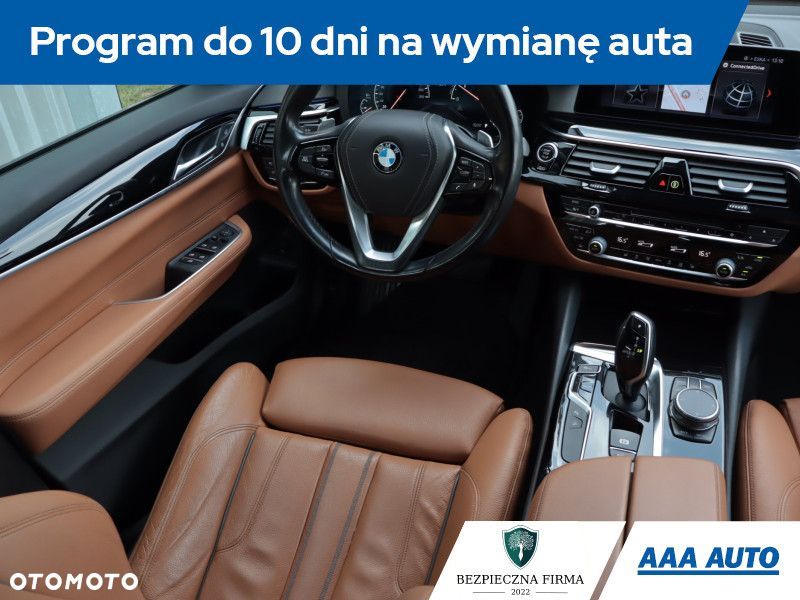 BMW 6GT - 9