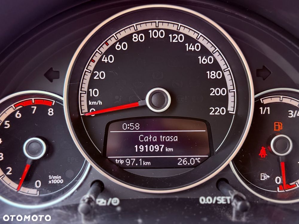 Volkswagen up! - 17
