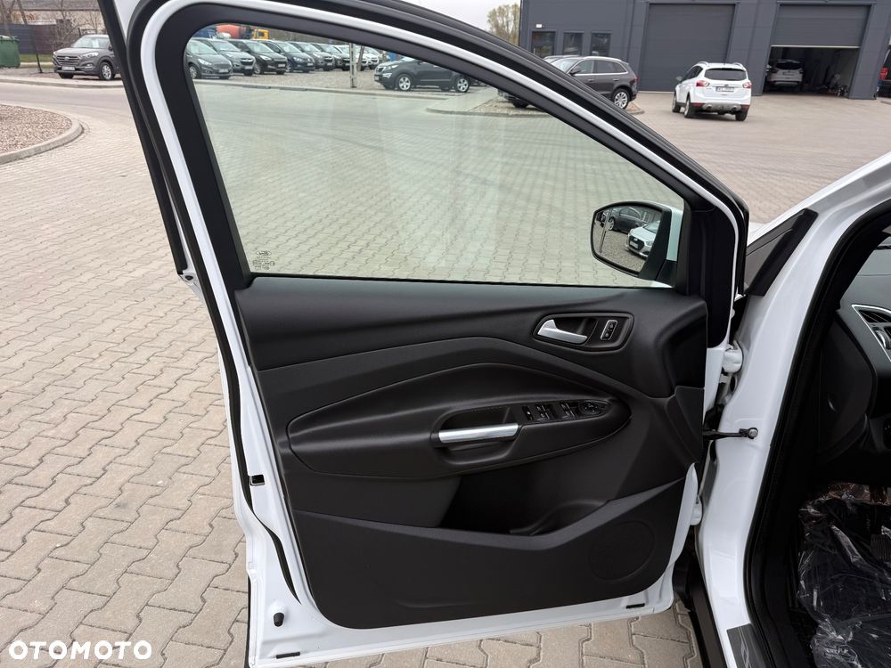 Ford Kuga 2.0 TDCi 4x4 Titanium - 20