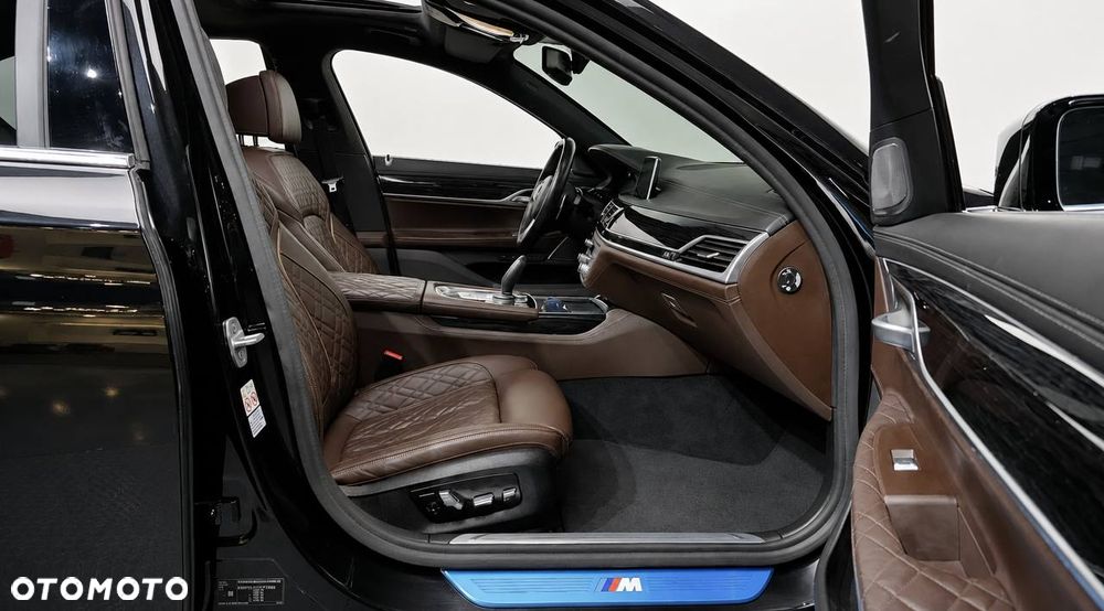 BMW Seria 7 740Li xDrive sport - 6