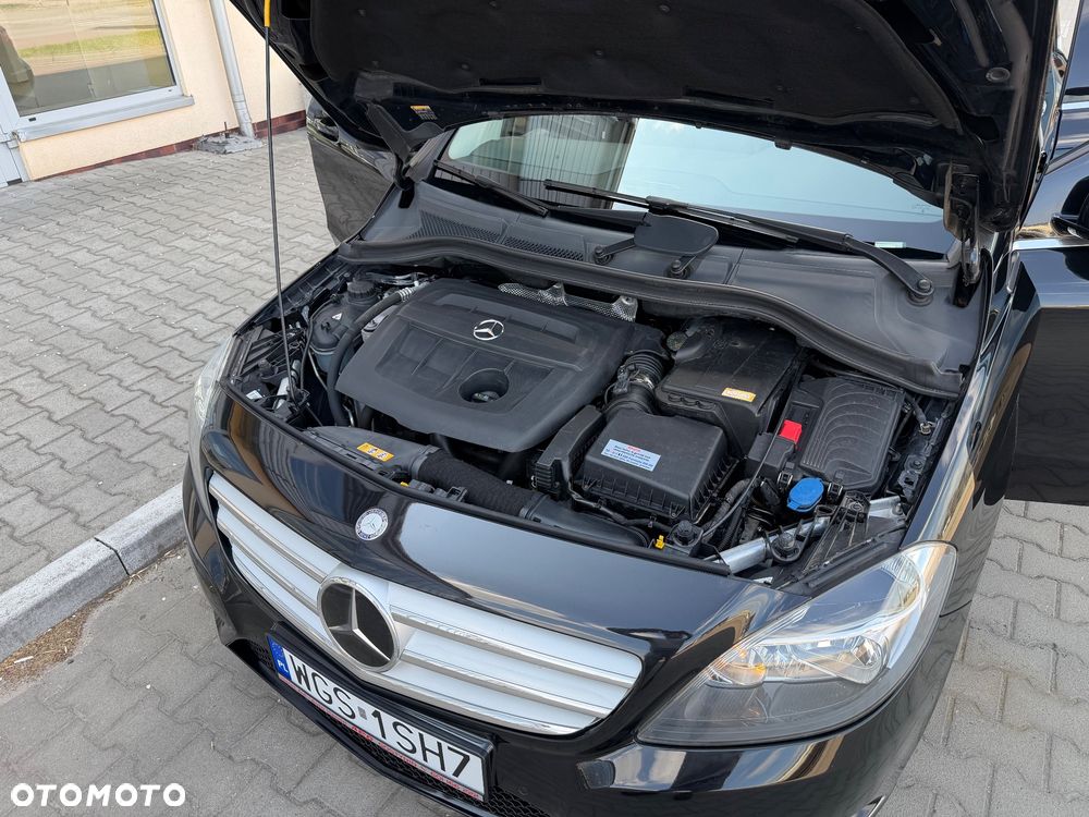 Mercedes-Benz Klasa B 180 d BlueEFFICIENCY Edition - 37