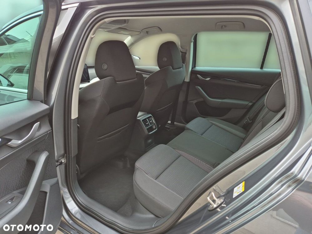 Skoda Octavia 2.0 TSI Drive Selection 4x4 DSG - 15