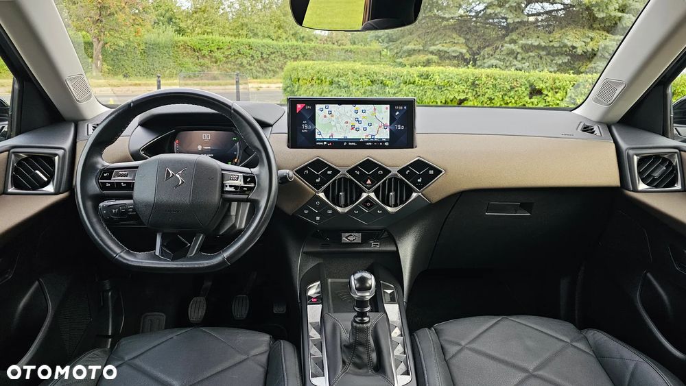 DS Automobiles DS 3 Crossback 1.2 PureTech So Chic - 19