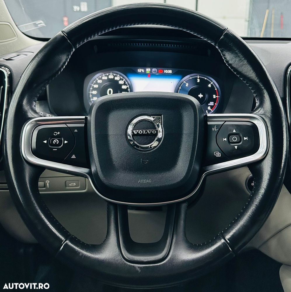 Volvo XC 40 D3 Momentum - 33