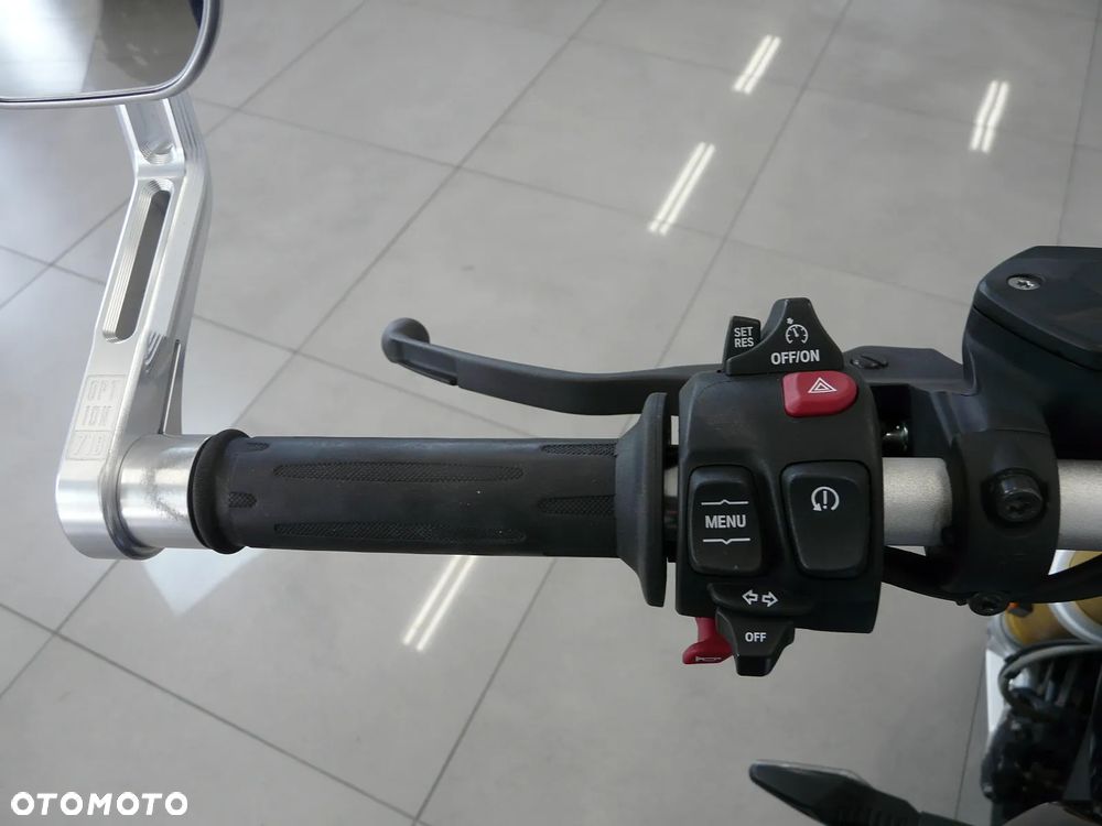 BMW R - 24