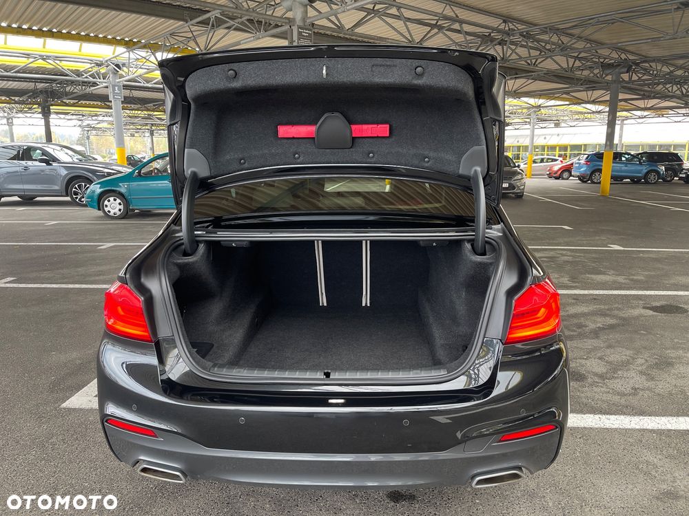 BMW Seria 5 520d xDrive M Sport sport - 7