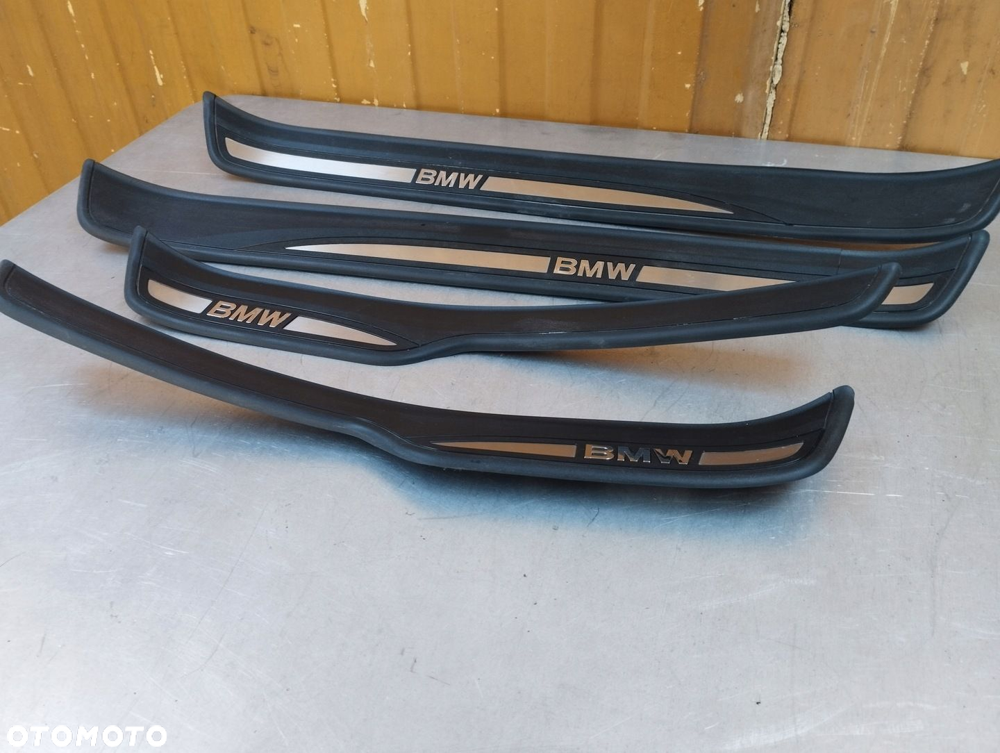 BMW E90 E91 LISTWY PROGOWE komplet - 8