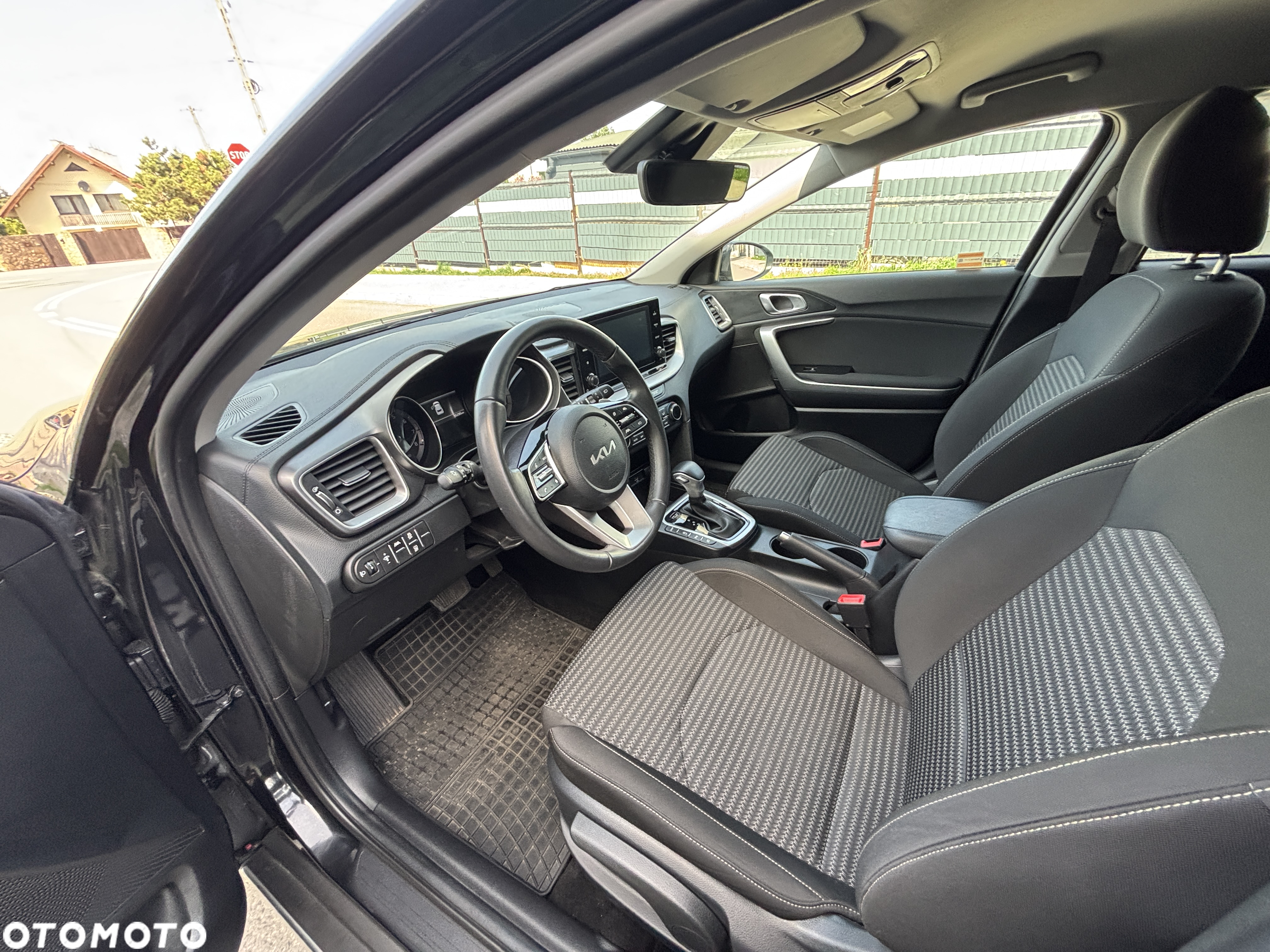 Kia XCeed 1.5 T-GDI Business Line DCT - 15
