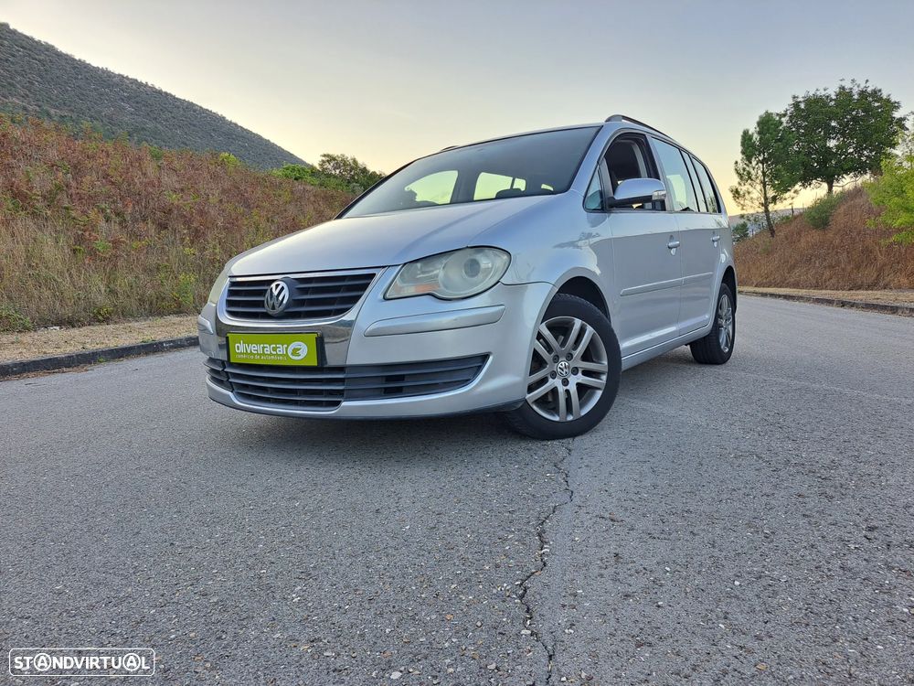 VW Touran 1.9 TDi Conceptl BlueM. 7L - 9