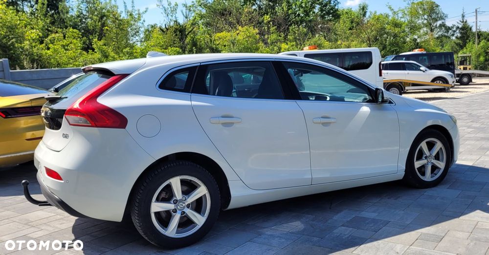 Volvo V40 - 11