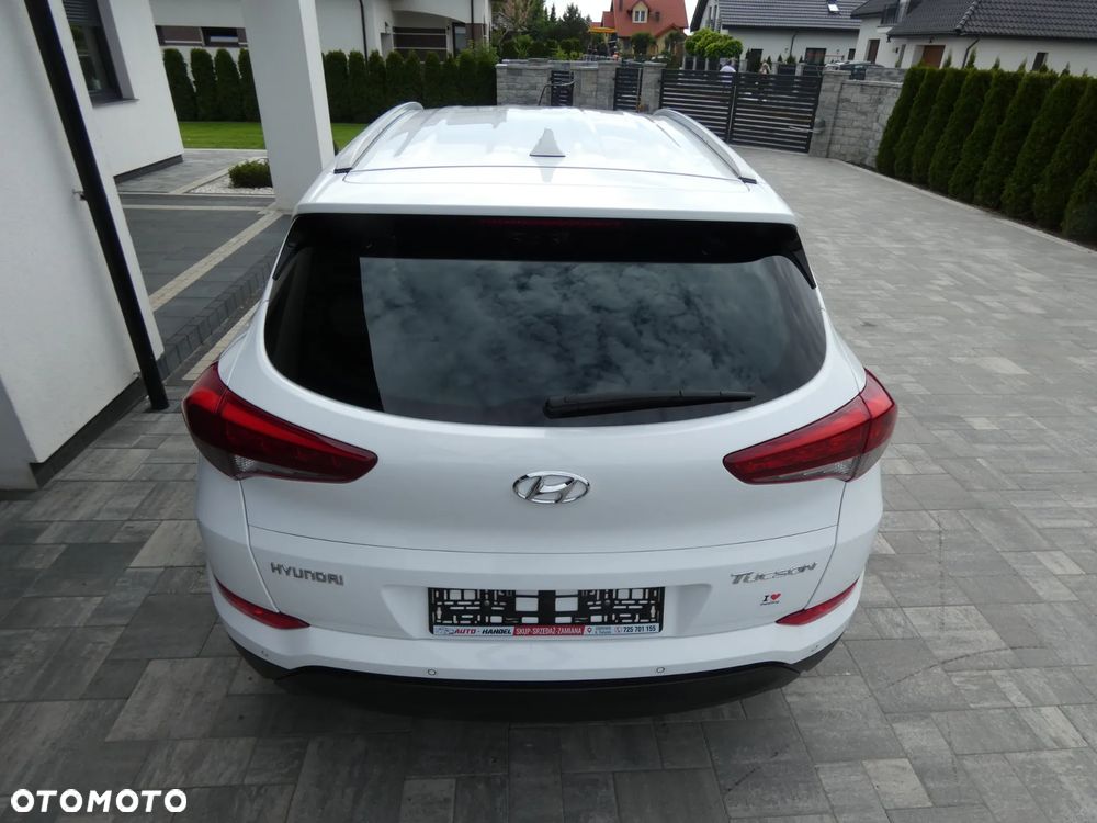 Hyundai Tucson 1.6 GDI BlueDrive Design 2WD - 10