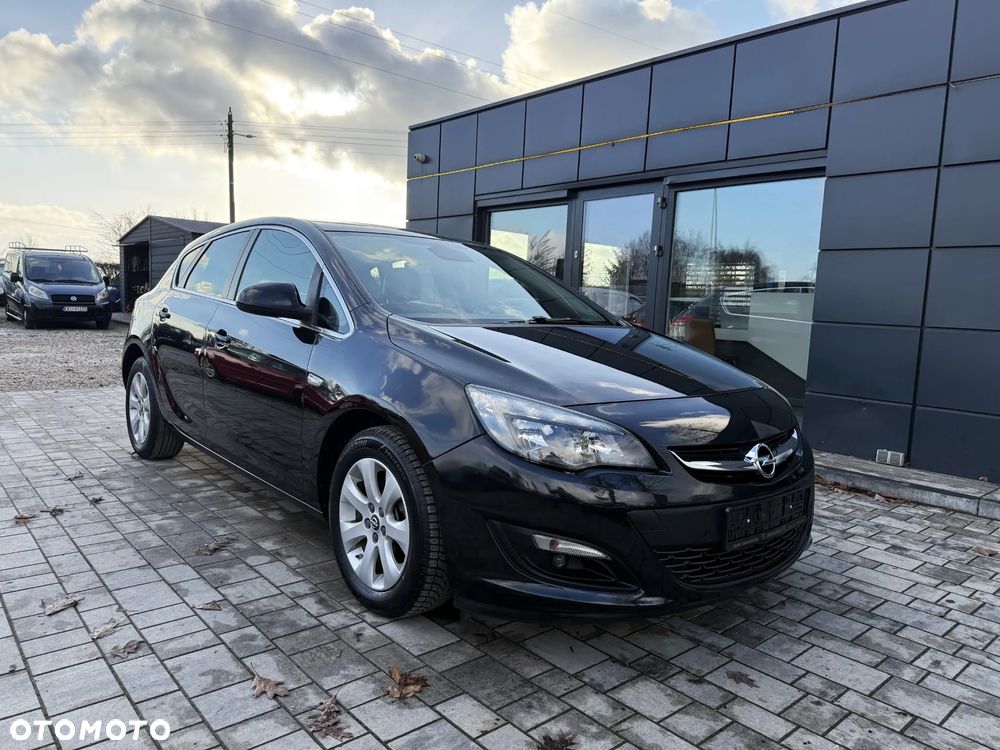 Opel Astra 1.4 T Cosmo - 13