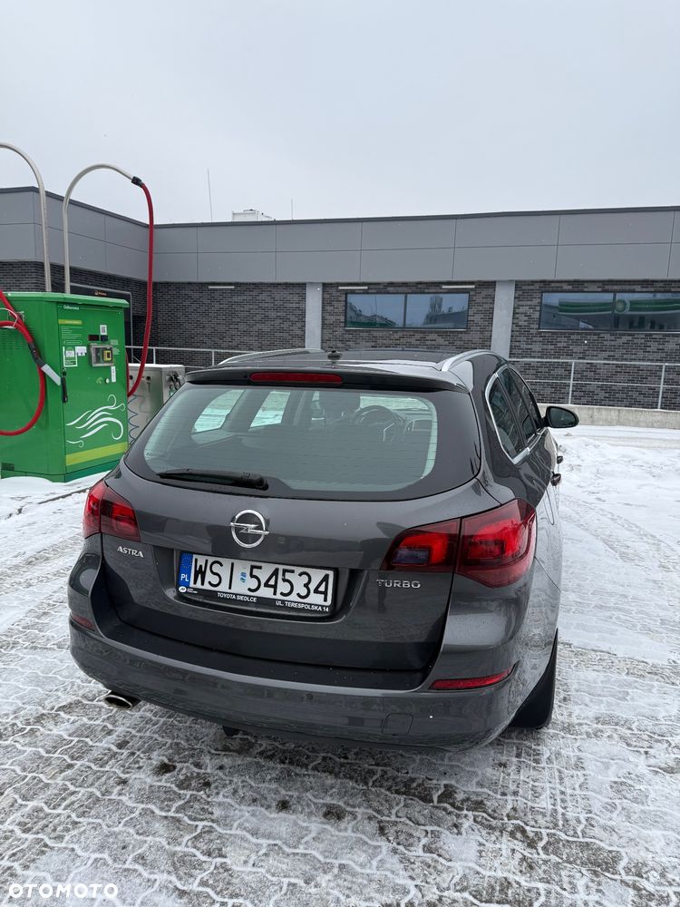 Opel Astra 1.4 T Cosmo - 2