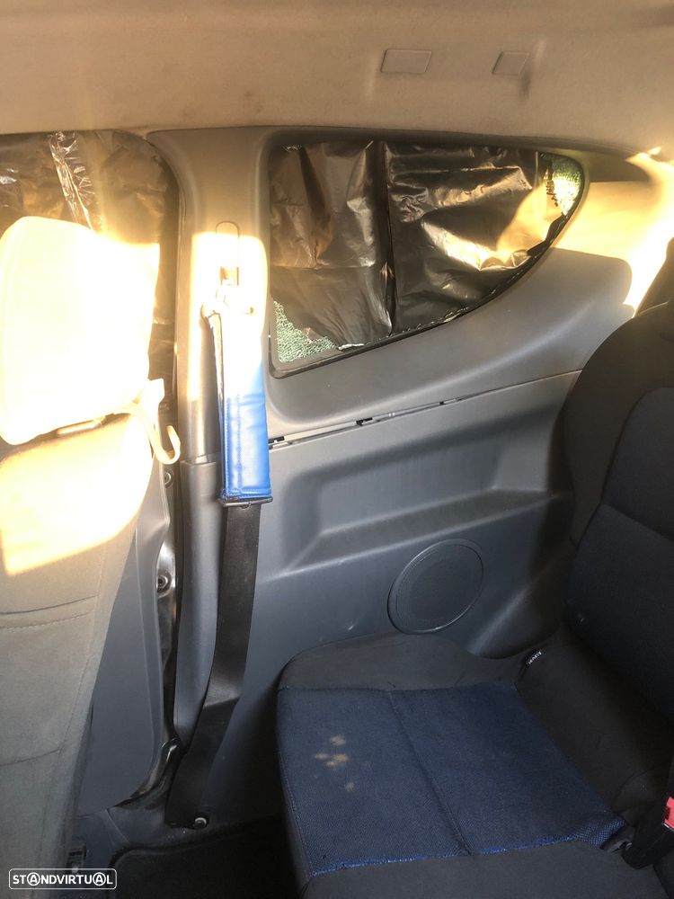 Mitsubishi Colt CZ3 1.1 Invite - 33